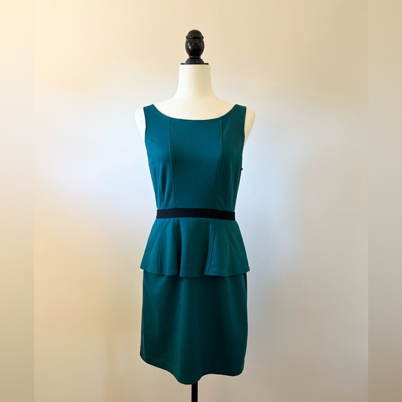 Teal Peplum Dress, Sleeveless, Pencil Skirt, Stretch Knit - size Medium - Picture 3 of 6